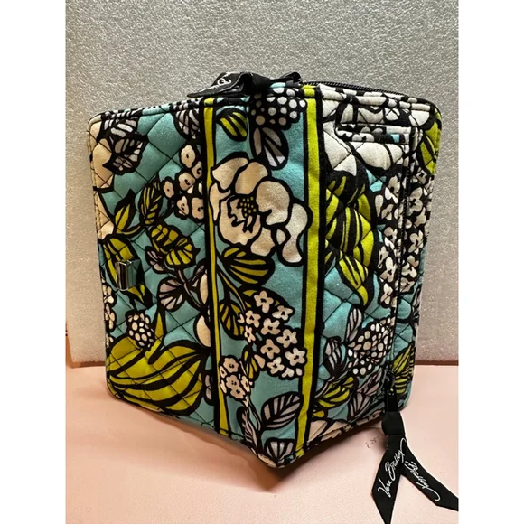 Vera Bradley One Size Teal Green Floral Quilted Wallet - Picture 2 of 12